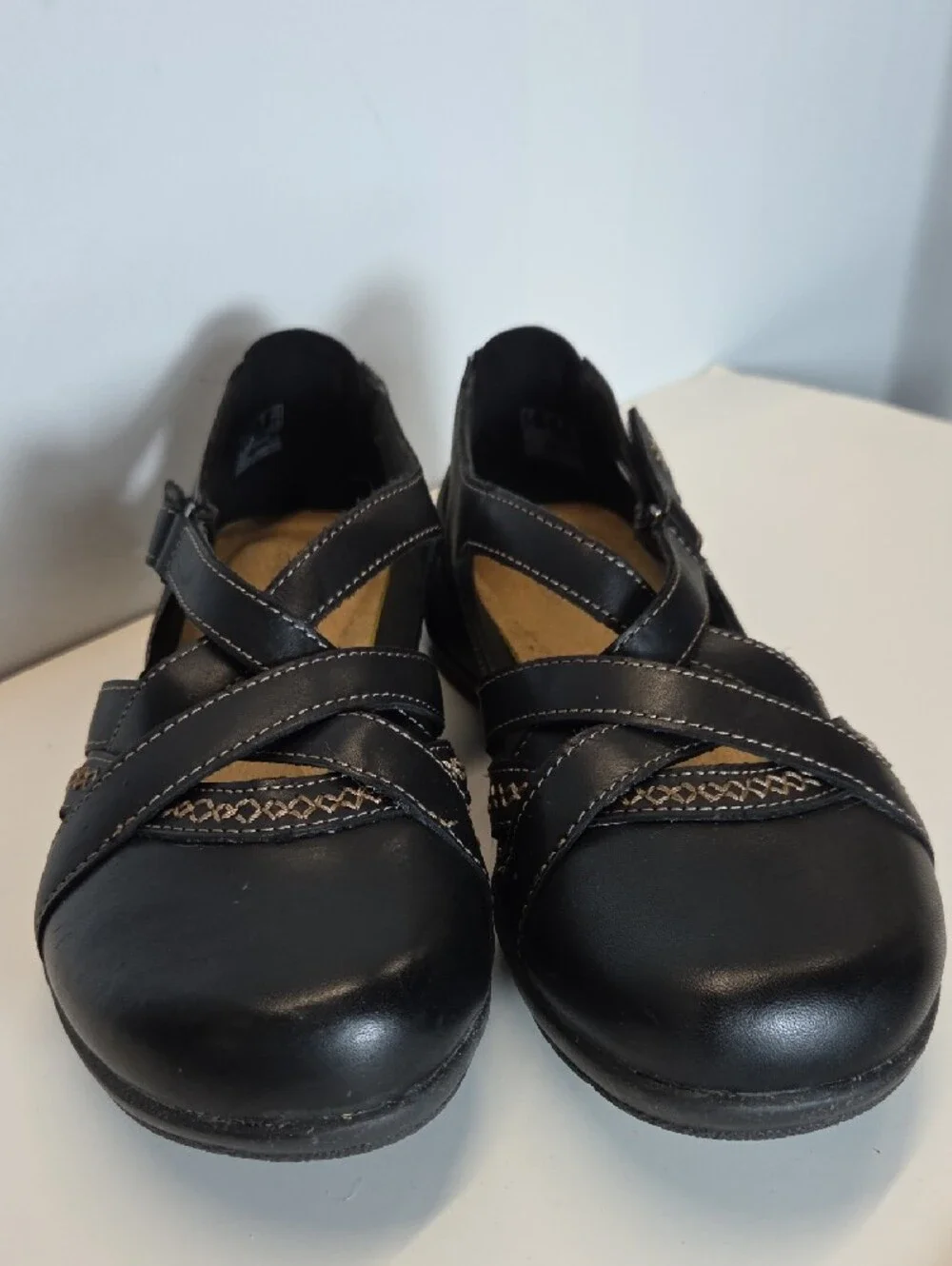 Clarks Womens Leather Black Mary Jane Strap Shoes Size 8